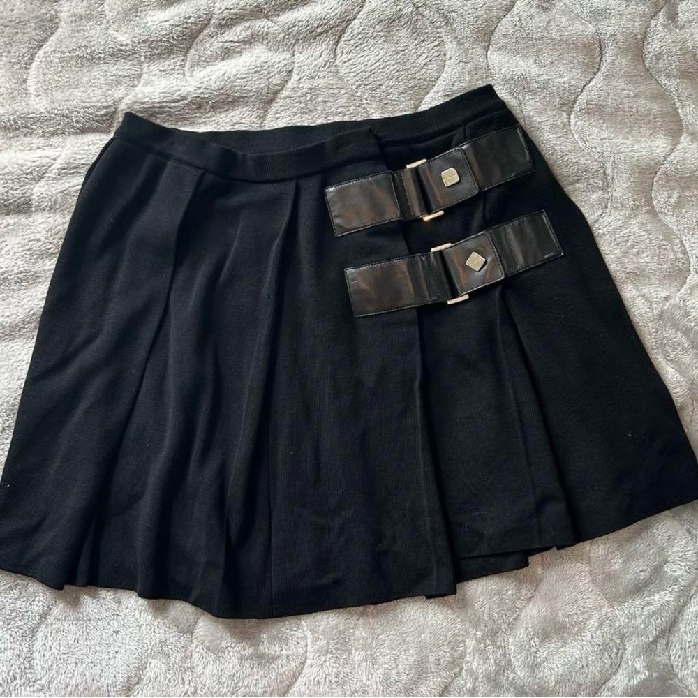 Bottega veneta black 100% wool and 100% leather belted mini skirt, size small